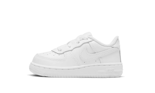 air-force-1-low-07-triple-white-bb-td-5199ee