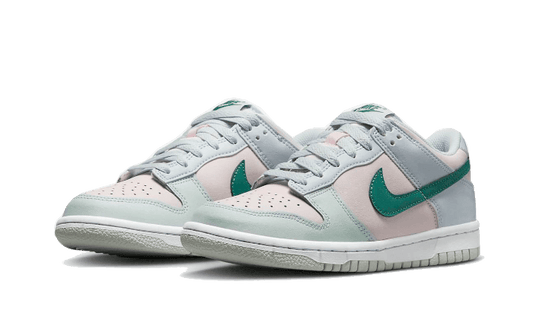 dunk-low-mineral-teal-5199ee
