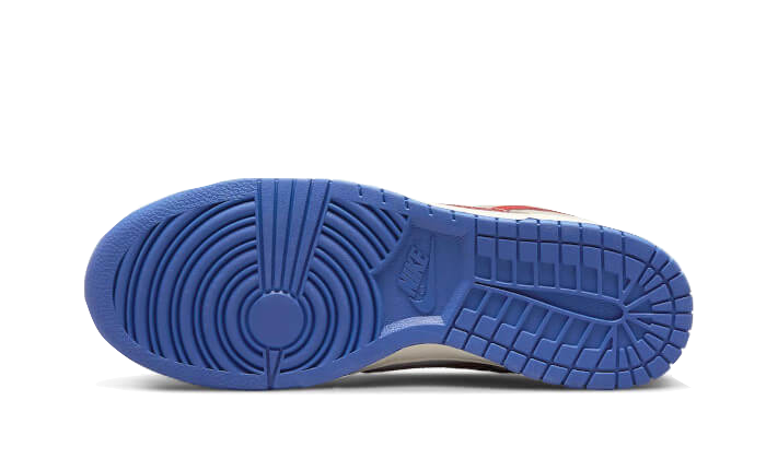 dunk-low-light-iron-ore-red-blue-5199ee
