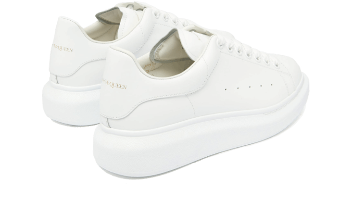 oversized-white-5199ee