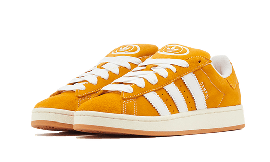 campus-00s-pantone-cloud-white-5199ee