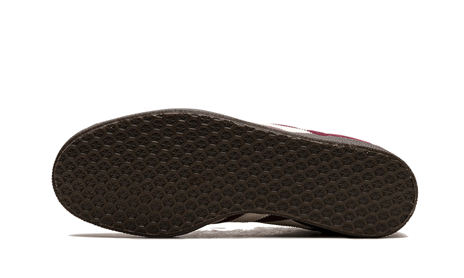 gazelle-maroon-chalk-white-5199ee