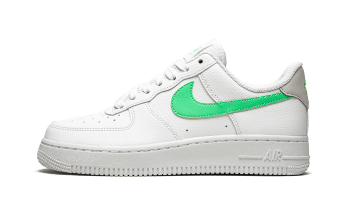 air-force-1-low-07-green-glow-5199ee