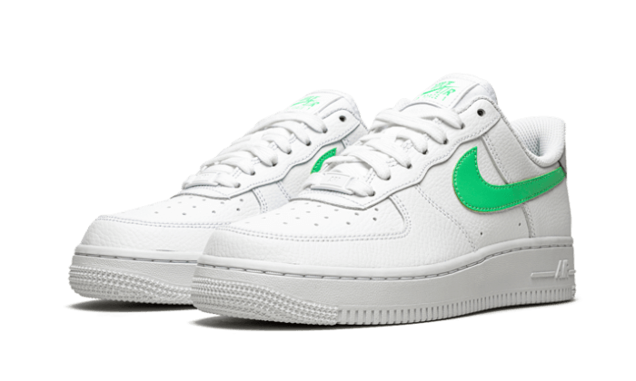 air-force-1-low-07-green-glow-5199ee
