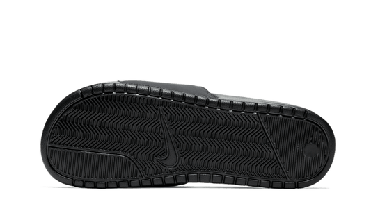 benassi-stussy-off-noir-5199ee