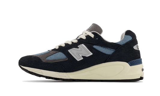 990-v2-miusa-teddy-santis-navy-castlerock-5199ee