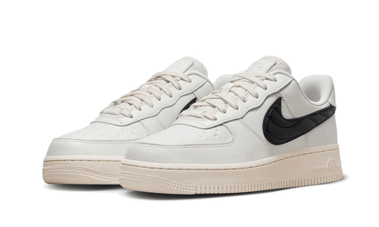 air-force-1-07-quilted-swoosh-phantom-black-5199ee