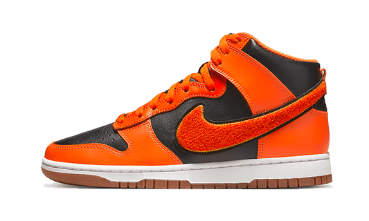 dunk-high-university-chenille-swoosh-safty-orange-5199ee