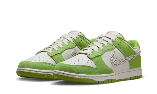 dunk-low-as-safari-swoosh-chlorophyll-5199ee