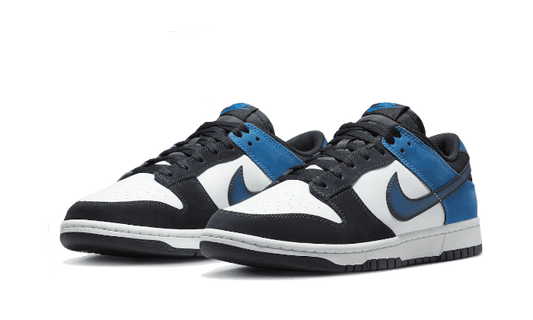 dunk-low-airbrush-industrial-blue-5199ee