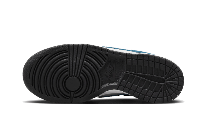 dunk-low-white-blue-black-5199ee