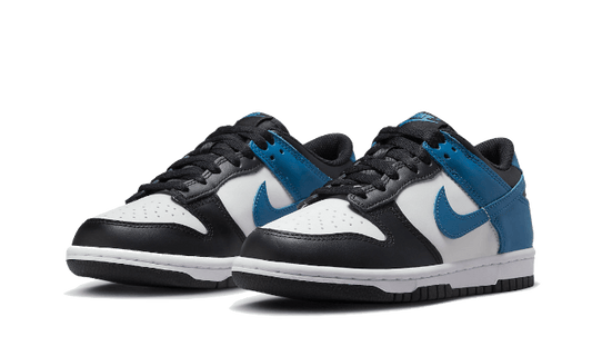 dunk-low-white-blue-black-5199ee
