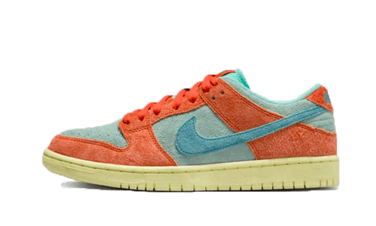 sb-dunk-low-orange-emerald-rise-5199ee